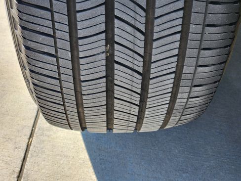 Used 2023 Ford Explorer ST-Line w/ Class IV Trailer Tow Package image 13