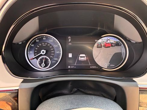 Used 2022 Genesis GV70 2.5T w/ Advanced Package AWD/4WD image 40
