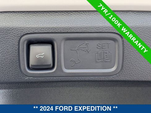Certified 2024 Ford Expedition Limited image 14