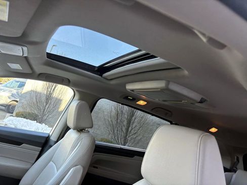 Used 2024 Honda Odyssey Touring image 27