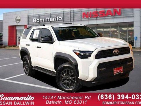 Used 2025 Toyota 4Runner SR5 AWD/4WD image 1