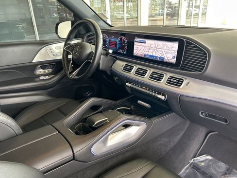 Used 2024 Mercedes-Benz GLE 450e 4MATIC image 22