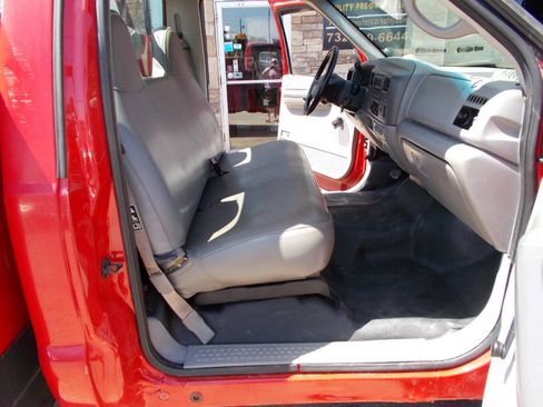 Used 2001 Ford F450 2WD Regular Cab Super Duty image 13