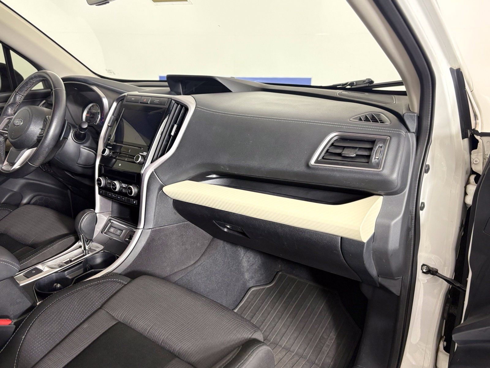 Used 2021 Subaru Ascent Premium w/ Convenience Package AWD/4WD image 20