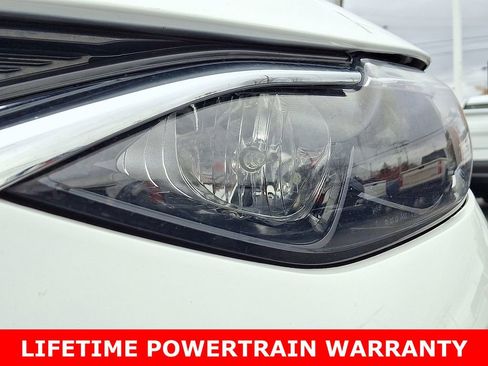 Used 2023 Chevrolet Malibu LT image 9