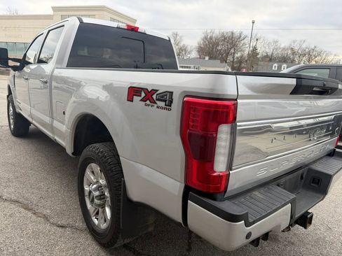 Used 2018 Ford F250 Platinum w/ Platinum Ultimate Package image 8