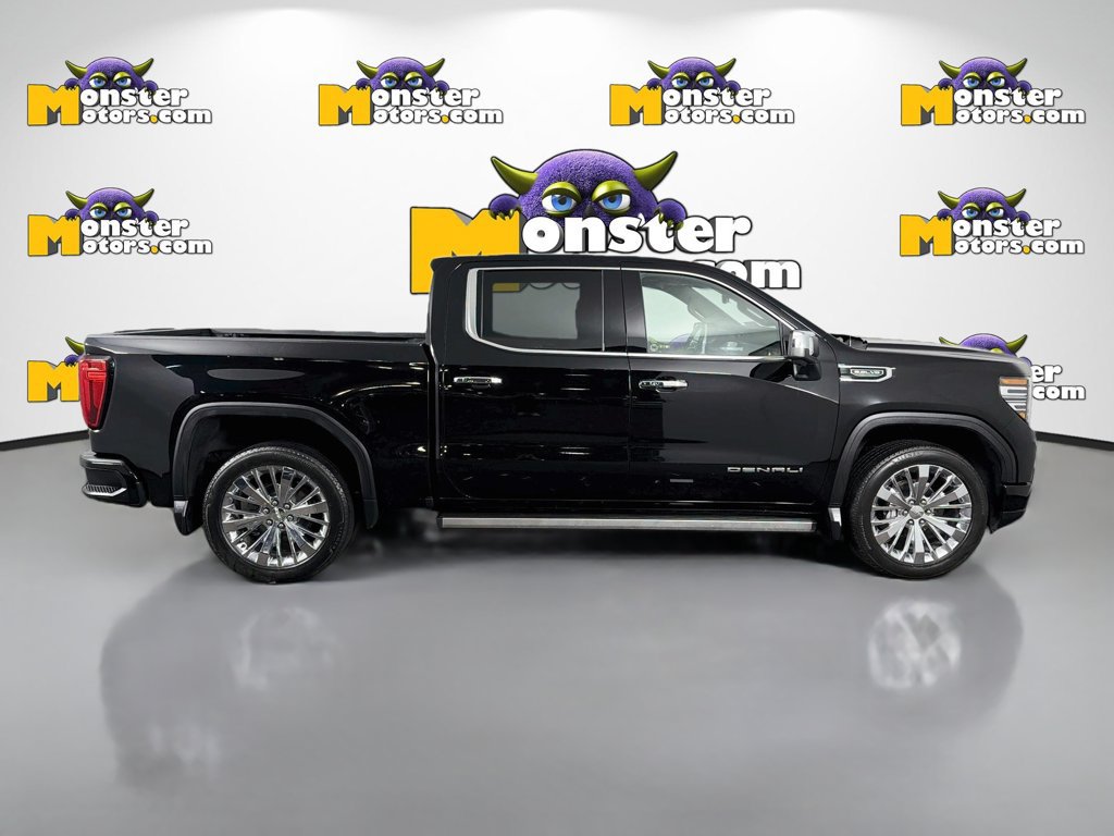 Used 2023 GMC Sierra 1500 Denali w/ Technology Package AWD/4WD image 4