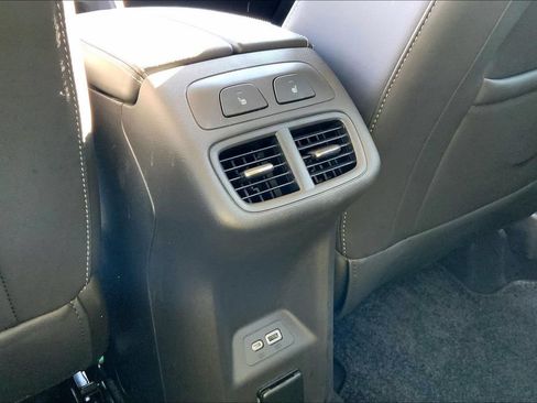 Used 2023 Buick Envision Avenir FWD image 31