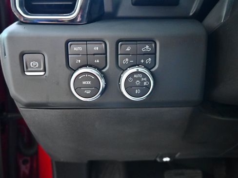 Used 2024 GMC Sierra 1500 Denali w/ Denali Reserve Package AWD/4WD image 24