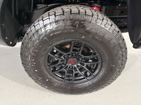 Used 2020 Toyota Tacoma TRD Pro image 6