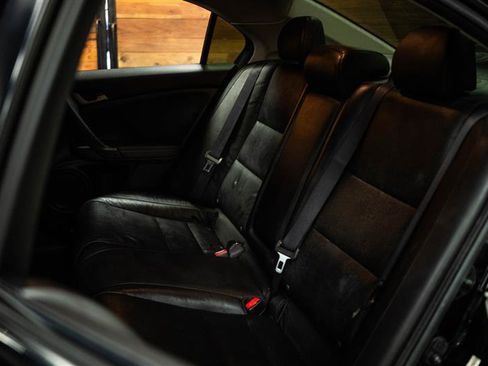 Used 2010 Acura TSX Sedan image 9