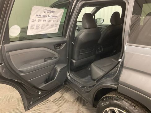 New 2026 Subaru Forester Premium image 27