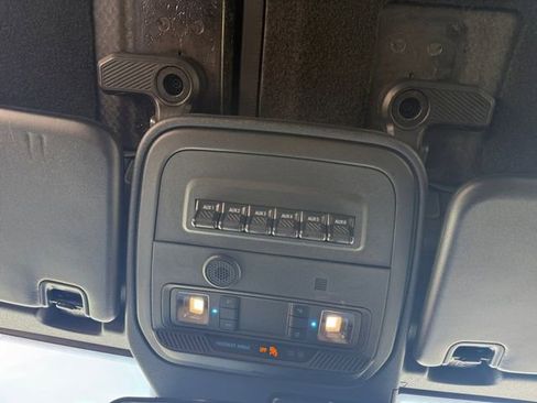 Certified 2024 Ford Bronco Badlands image 7