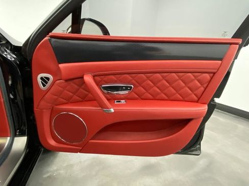 Used 2018 Bentley Flying Spur S W12 image 46