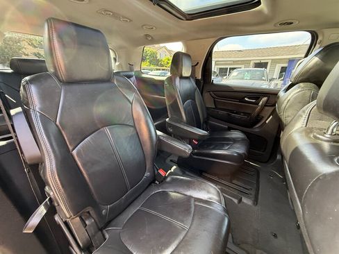 Used 2014 GMC Acadia SLT FWD image 24