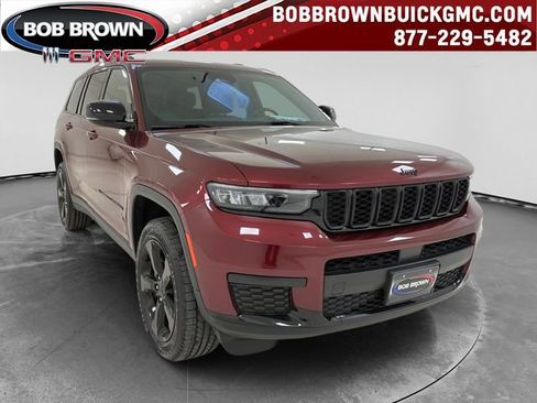 Used 2022 Jeep Grand Cherokee L Laredo AWD/4WD image 1