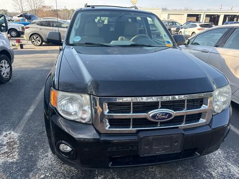 Used 2011 Ford Escape XLT w/ 203A Rapid Spec Order Code image 6