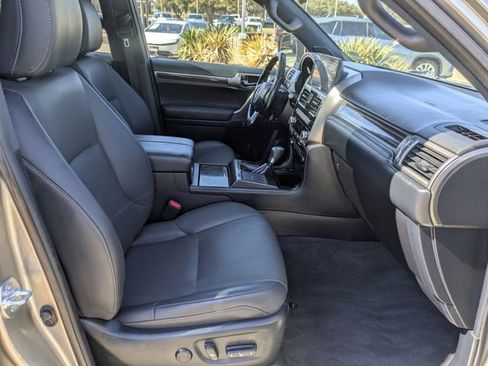 Used 2022 Lexus GX 460 Premium w/ Premium Package image 33
