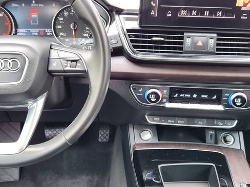Used 2023 Audi Q5 2.0T Premium w/ Convenience Package AWD/4WD image 27
