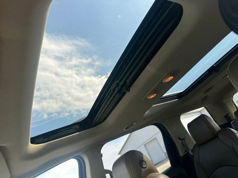 Used 2017 GMC Acadia Limited SLT image 14