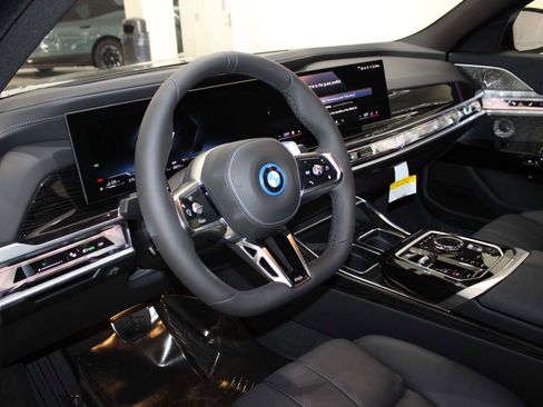 New 2026 BMW 750e xDrive 750e xDrive Sedan image 12