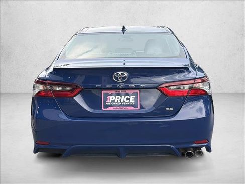 Used 2023 Toyota Camry SE FWD image 6
