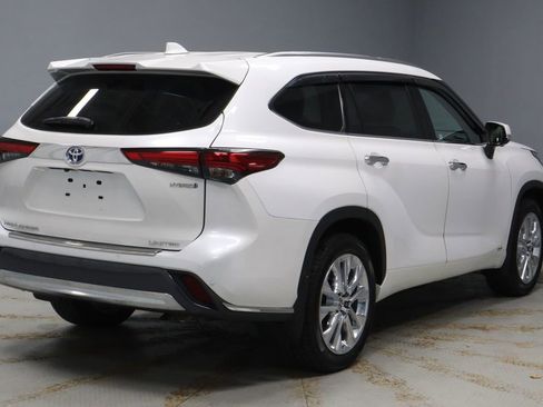 Used 2023 Toyota Highlander Limited image 10