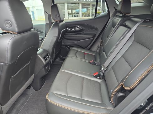 Used 2022 GMC Terrain AT4 image 15