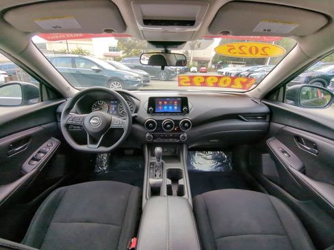 Certified 2025 Nissan Sentra S FWD image 24
