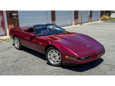 Used 1993 Chevrolet Corvette Convertible RWD image 33