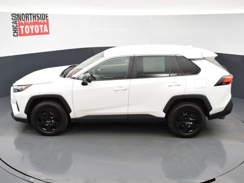 Used 2024 Toyota RAV4 LE image 17