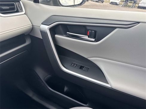 New 2025 Toyota RAV4 XLE image 19