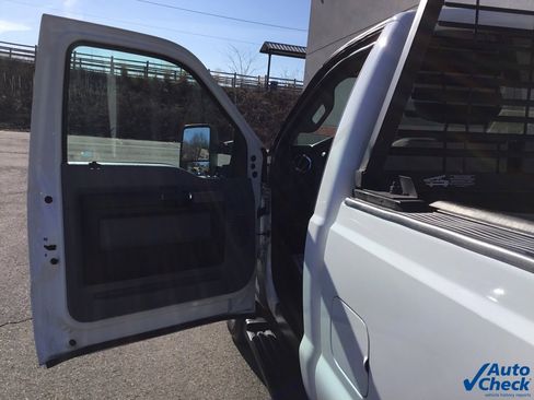 Used 2016 Ford F350 XLT w/ XLT Value Package image 25