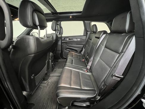 Used 2021 Jeep Grand Cherokee Overland w/ Protech Group image 5