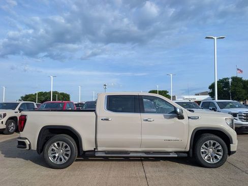 New 2026 GMC Sierra 1500 Denali AWD/4WD image 3