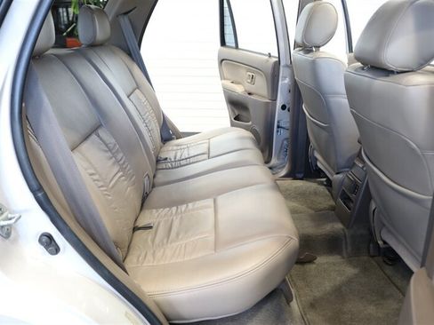 Used 2000 Toyota 4Runner Limited AWD/4WD image 18