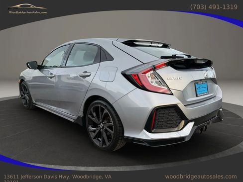 Used 2017 Honda Civic Sport image 6
