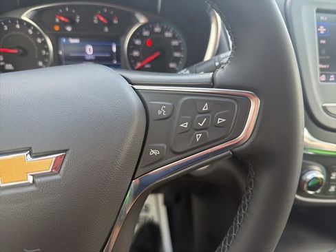 Certified 2024 Chevrolet Equinox LT w/ LPO, Floor Liner Package FWD image 25