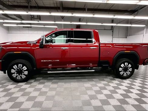 Used 2024 GMC Sierra 3500 Denali w/ Denali Reserve Package AWD/4WD image 14