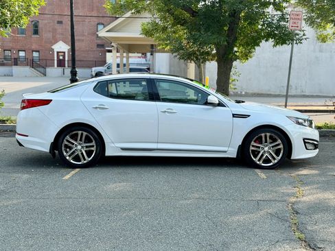 Used 2013 Kia Optima SX w/ Limited Pkg FWD image 6