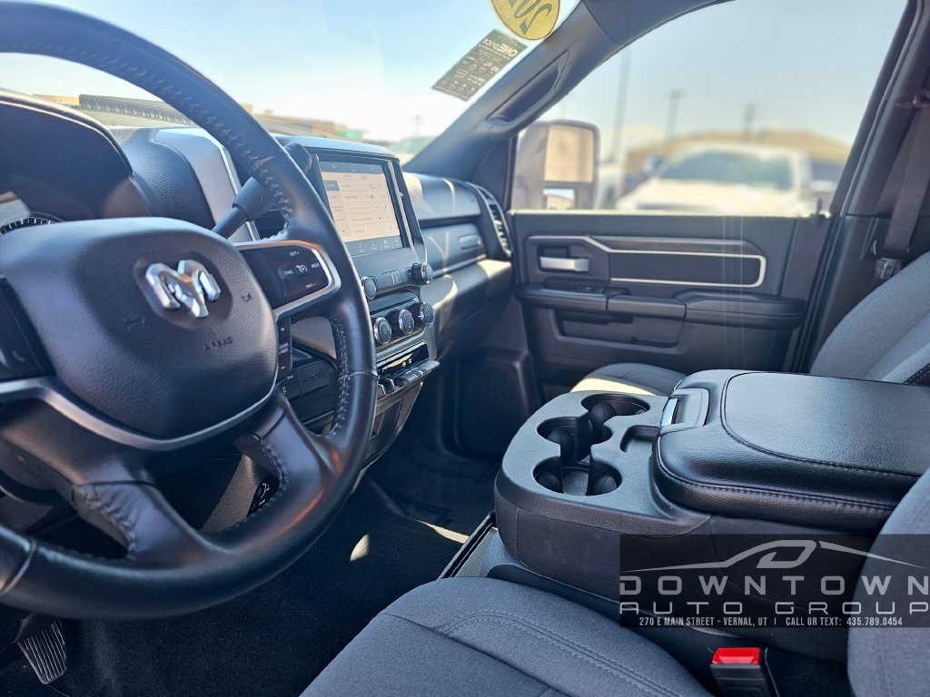 Used 2024 RAM 2500 Big Horn AWD/4WD image 24