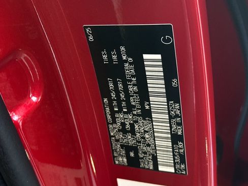Used 2025 Toyota 4Runner SR5 AWD/4WD image 28
