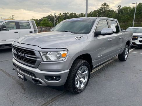 Used 2020 RAM 1500 Big Horn AWD/4WD image 3