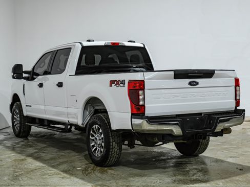 Used 2022 Ford F250 XLT w/ FX4 Off-Road Package image 10