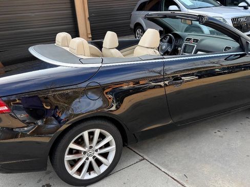 Used 2012 Volkswagen Eos Komfort image 11