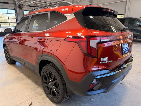 Used 2024 Kia Seltos X-Line AWD/4WD image 5