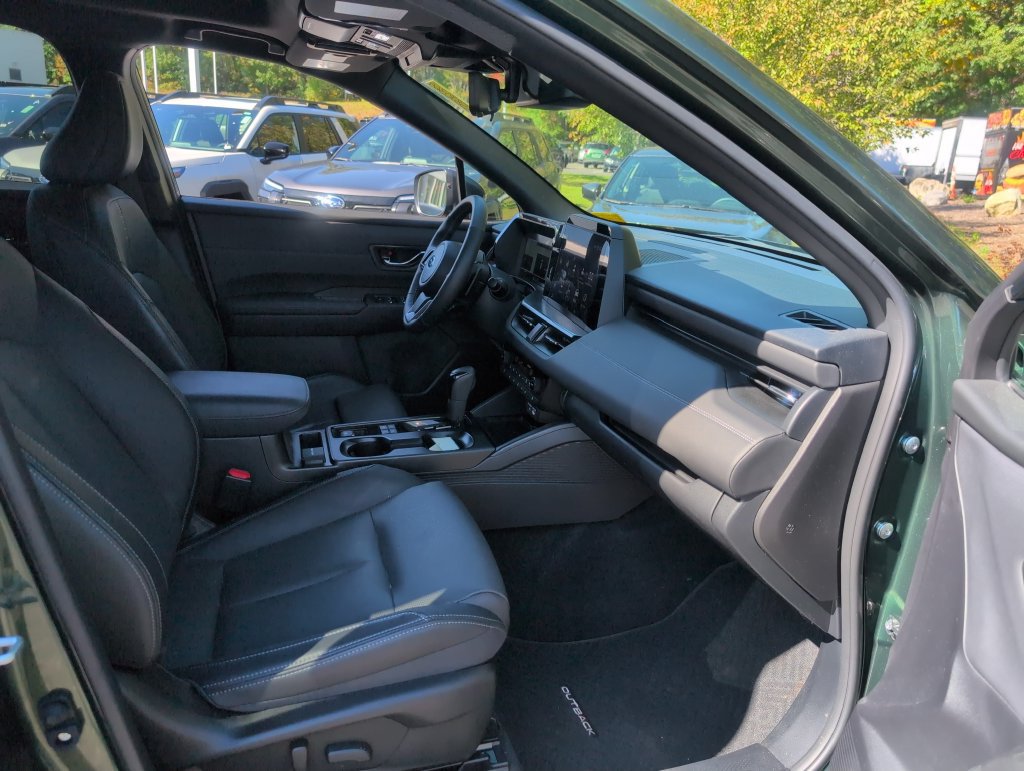 Certified 2026 Subaru Outback Touring AWD/4WD image 42