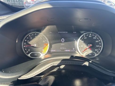 Used 2021 Jeep Renegade Latitude w/ Sun & Sound Group image 25