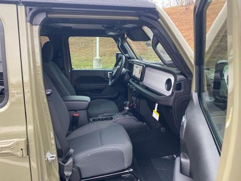 New 2026 Jeep Wrangler Unlimited Sport AWD/4WD image 28