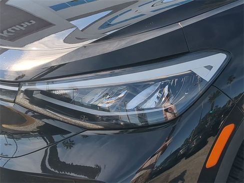 Used 2024 Volkswagen ID.4 2WD image 7